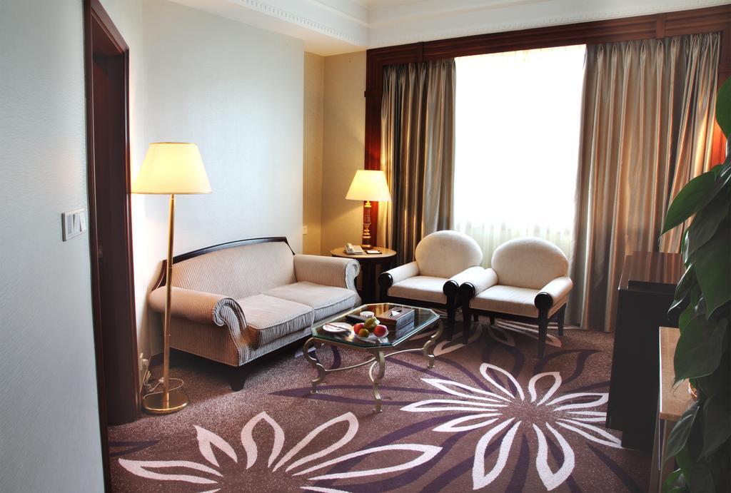 Foshan Fontainebleau Hotel Exterior foto